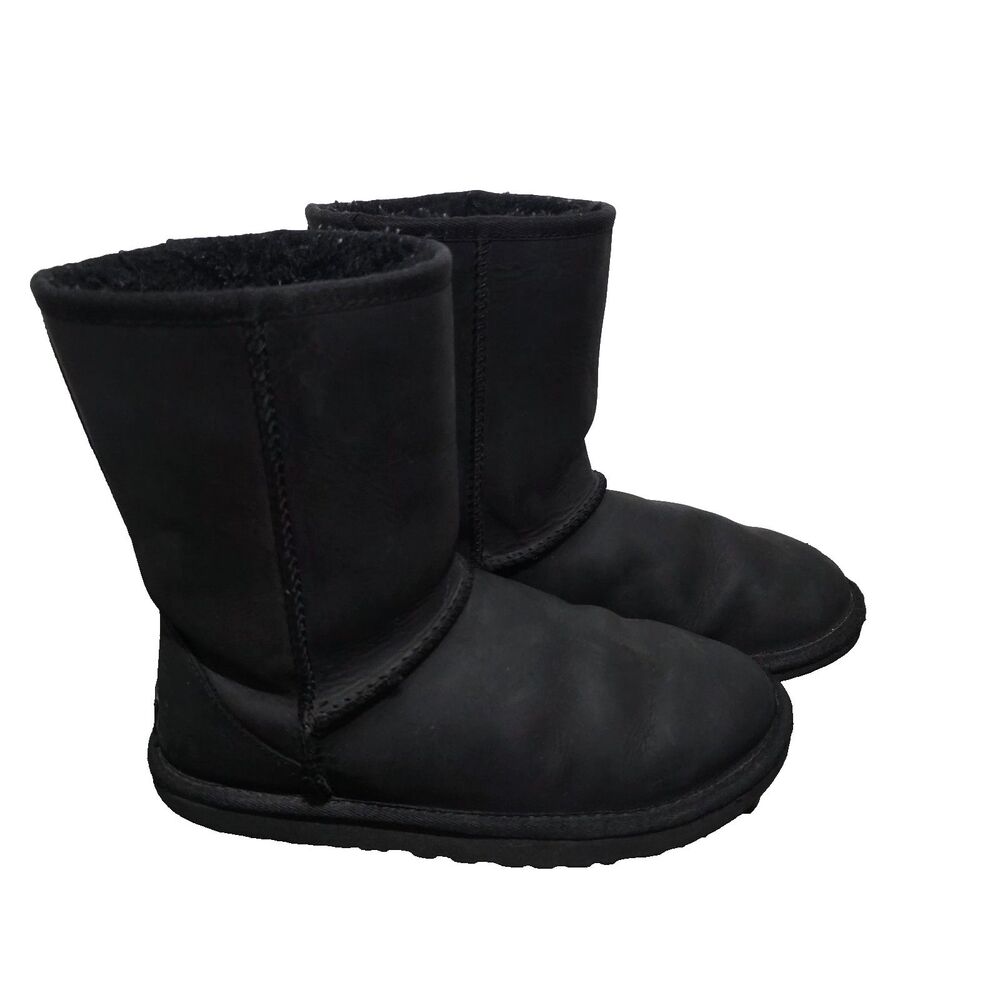 UGG Australia Classic Short Boots Black Suede Sheepskin Shearling Women's Size 8